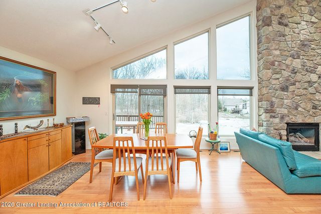 16763 Meadowbrook Drive, Haslett, MI 48840