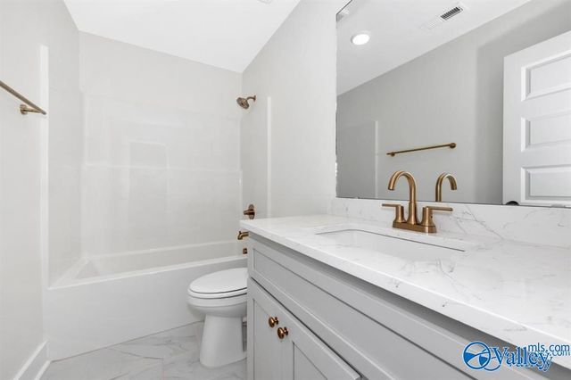 8113 Goose Ridge Drive, Owens Cross Roads, AL 35763