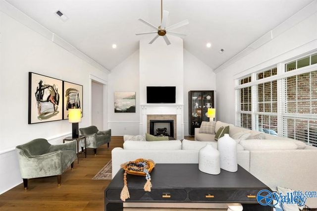 8113 Goose Ridge Drive, Owens Cross Roads, AL 35763