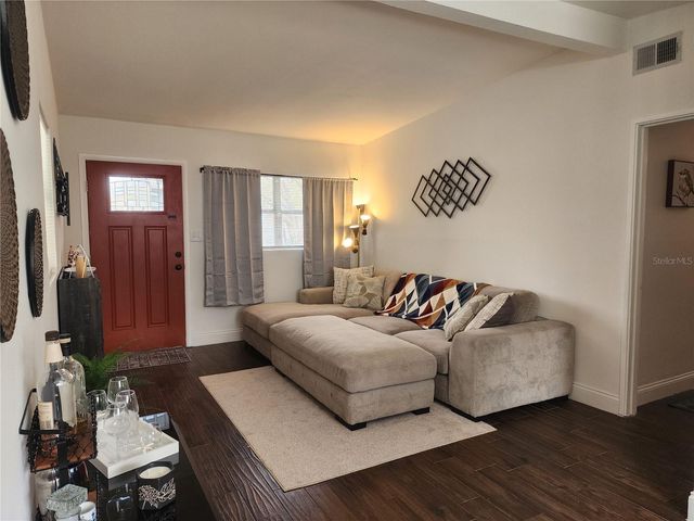 3006 W CONCORD STREET, Orlando, FL 32805