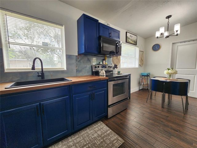 3006 W CONCORD STREET, Orlando, FL 32805