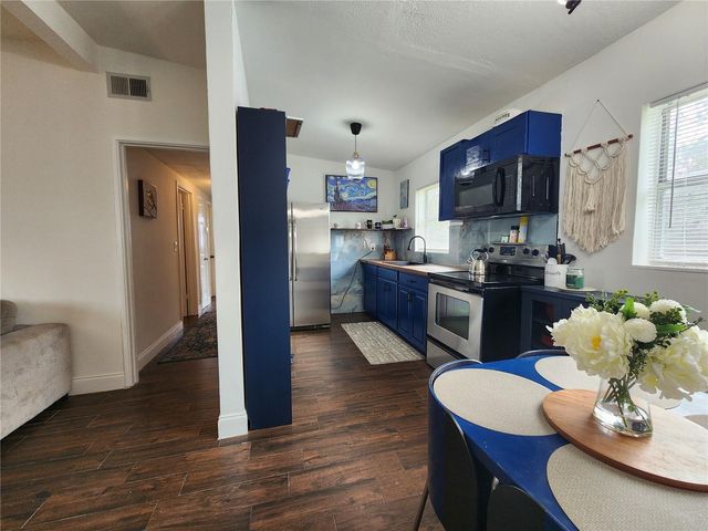 3006 W CONCORD STREET, Orlando, FL 32805