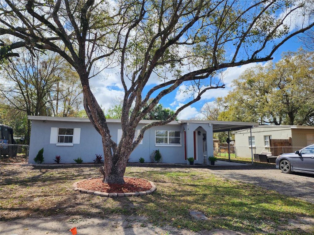 Image 28 of property listing at 3006 W CONCORD STREET, Orlando, FL 32805