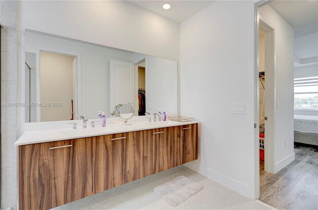 4367 SW 123 Lane, Davie, FL 33330
