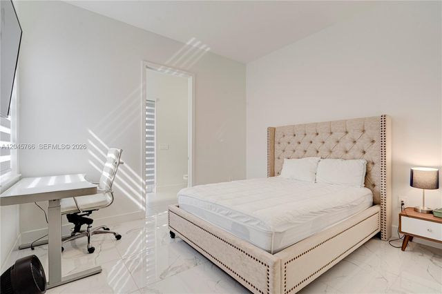 4367 SW 123 Lane, Davie, FL 33330
