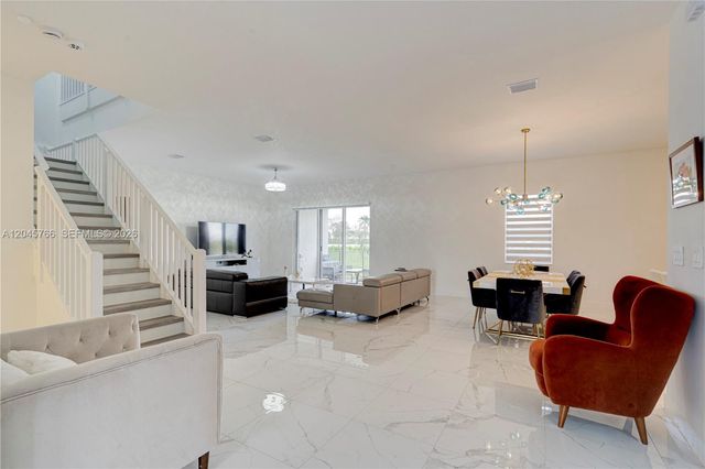 4367 SW 123 Lane, Davie, FL 33330