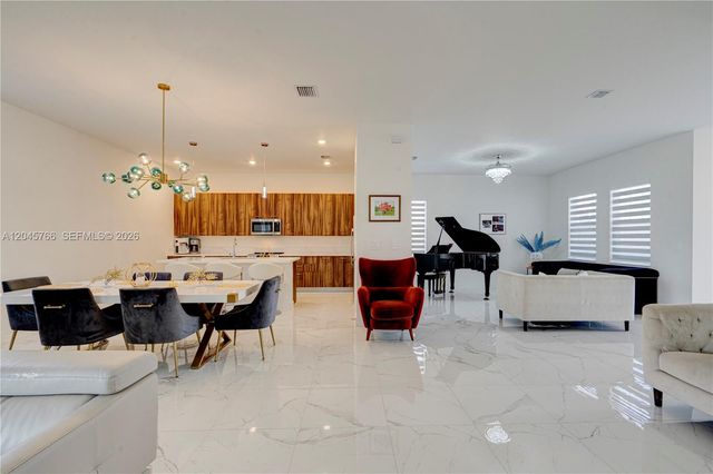 4367 SW 123 Lane, Davie, FL 33330