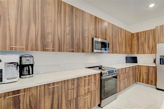 4367 SW 123 Lane, Davie, FL 33330