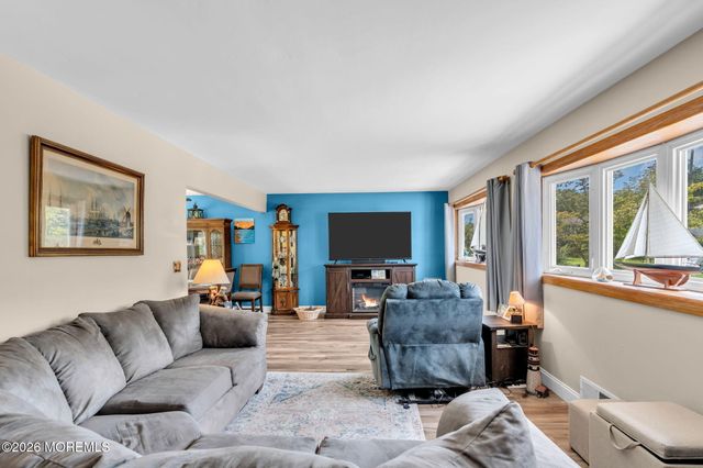117 Pheasant Drive, Bayville, NJ 08721
