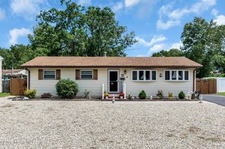 117 Pheasant Drive, Bayville, NJ 08721