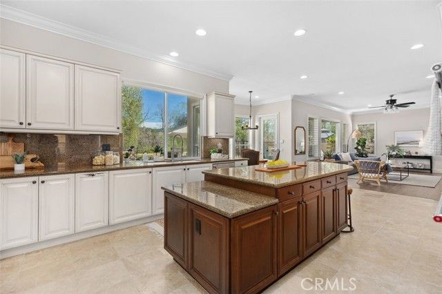 24 Water Lily, Laguna Hills, CA 92679