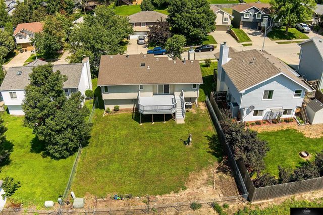 8311 Read Street, Omaha, NE 68122