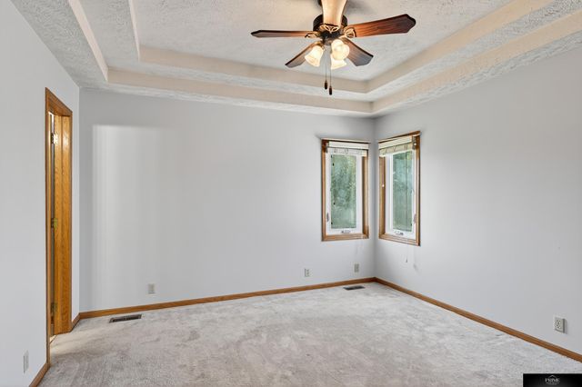 8311 Read Street, Omaha, NE 68122