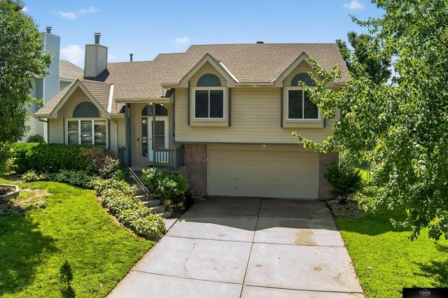 8311 Read Street, Omaha, NE 68122