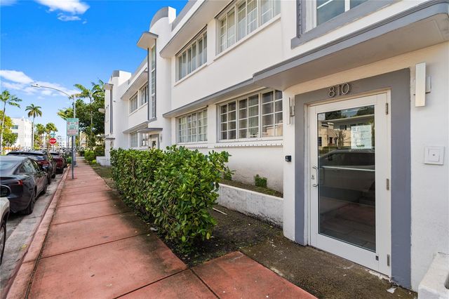 810 7th St 102, Miami Beach, FL 33139