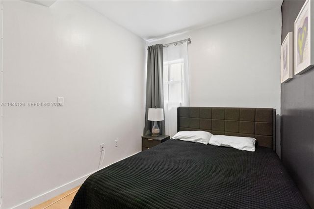 810 7th St 102, Miami Beach, FL 33139