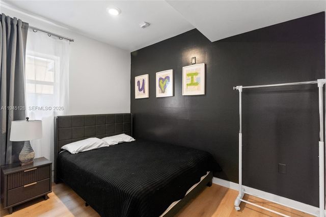 810 7th St 102, Miami Beach, FL 33139