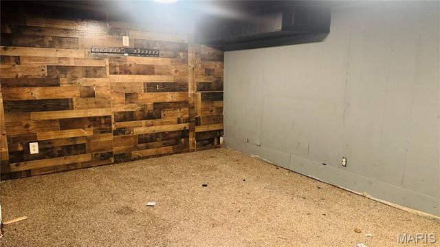 3540 S Spring Avenue, St Louis, MO 63116