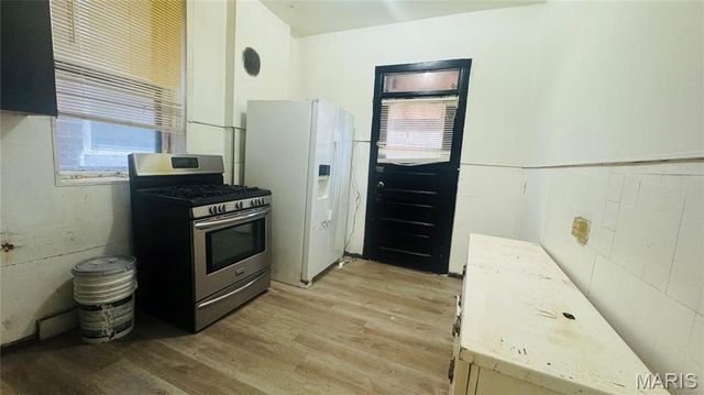 3540 S Spring Avenue, St Louis, MO 63116