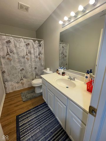 6951 Governors Point Boulevard, Indianapolis, IN 46217