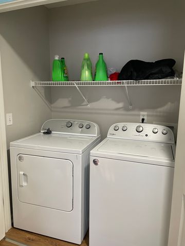 6951 Governors Point Boulevard, Indianapolis, IN 46217