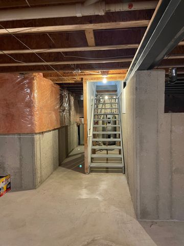 6951 Governors Point Boulevard, Indianapolis, IN 46217