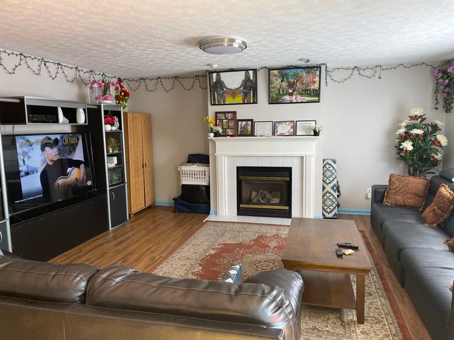 6951 Governors Point Boulevard, Indianapolis, IN 46217