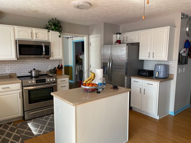 6951 Governors Point Boulevard, Indianapolis, IN 46217