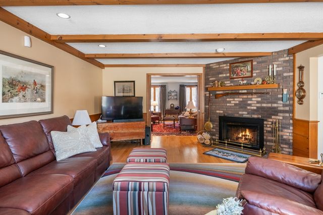 15 Martingale Road, Amherst, NH 03031