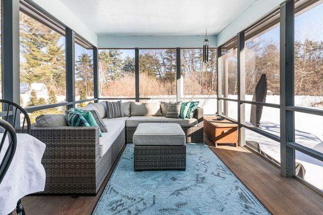 15 Martingale Road, Amherst, NH 03031