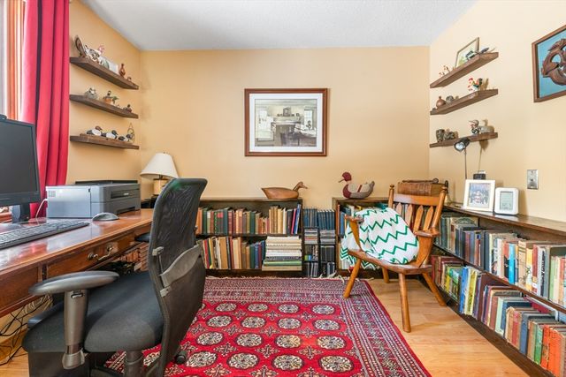 15 Martingale Road, Amherst, NH 03031