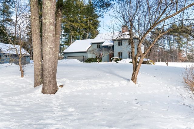 15 Martingale Road, Amherst, NH 03031