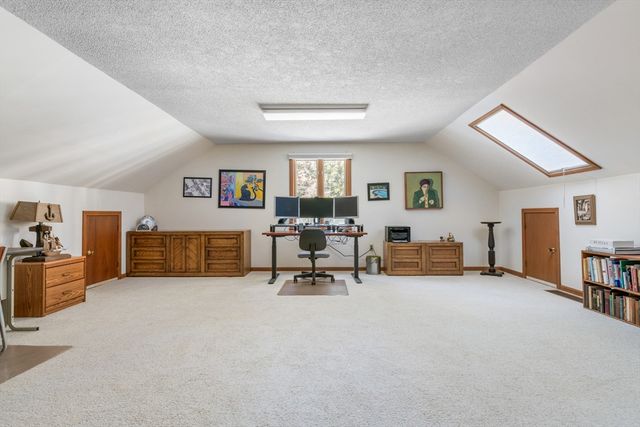 15 Martingale Road, Amherst, NH 03031