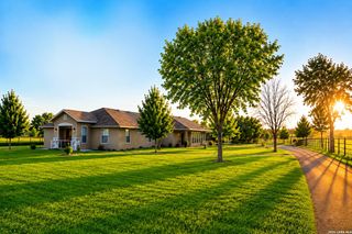 16680 W FM 2790 S, Lytle, TX 78052