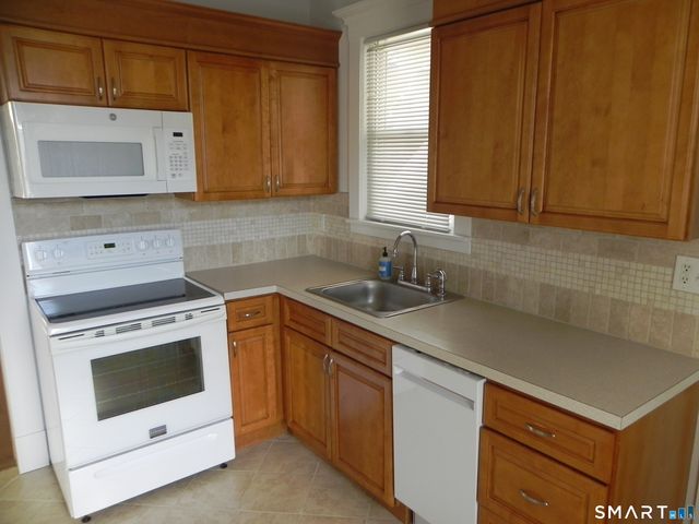21 Edlie Avenue 1, Norwalk, CT 06855
