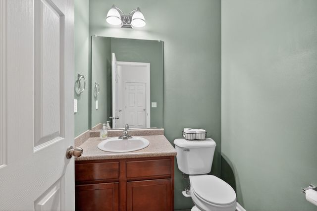 332 NW Driftwood Drive, Ankeny, IA 50023