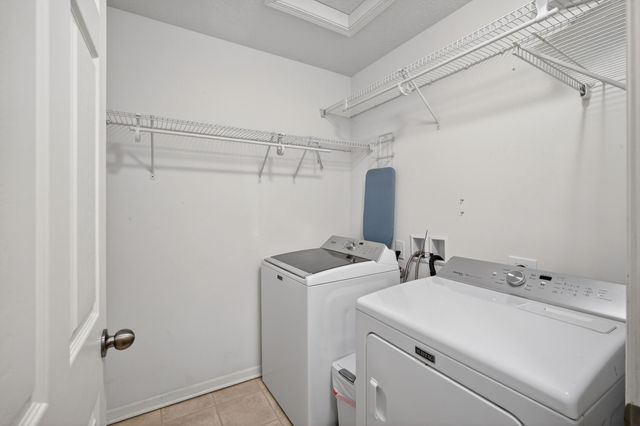 332 NW Driftwood Drive, Ankeny, IA 50023