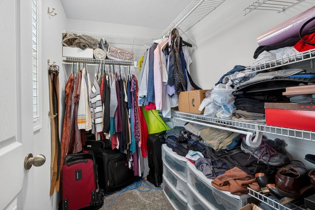 332 NW Driftwood Drive, Ankeny, IA 50023