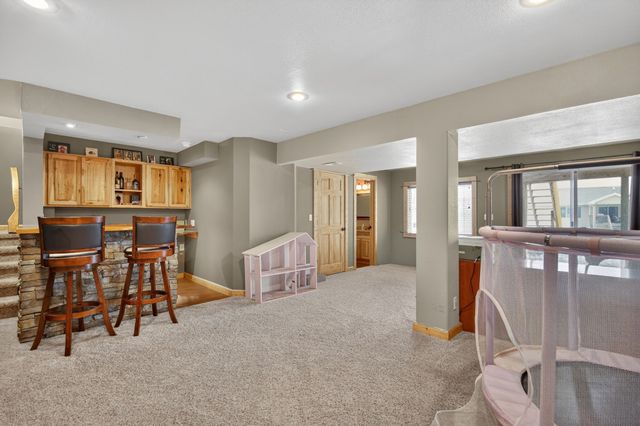 332 NW Driftwood Drive, Ankeny, IA 50023