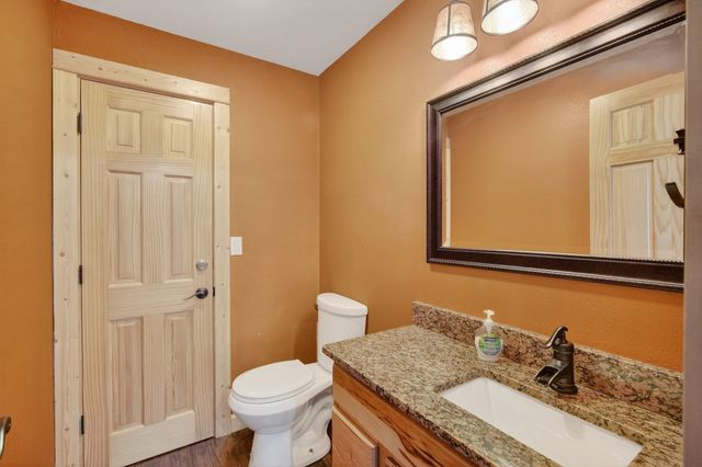 332 NW Driftwood Drive, Ankeny, IA 50023