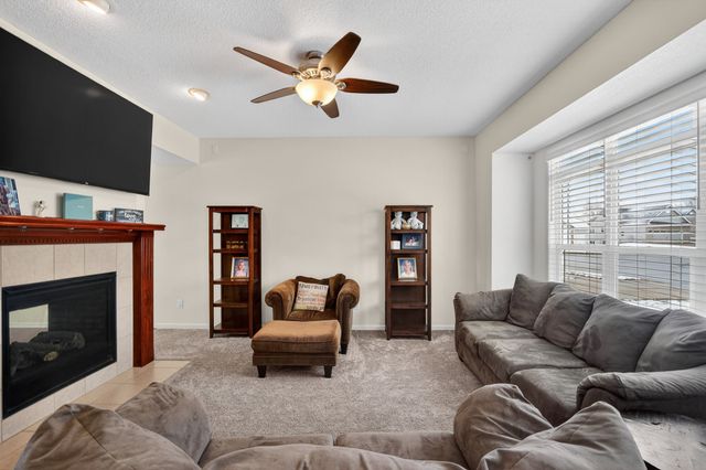 332 NW Driftwood Drive, Ankeny, IA 50023