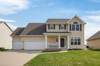 332 NW Driftwood Drive, Ankeny, IA 50023