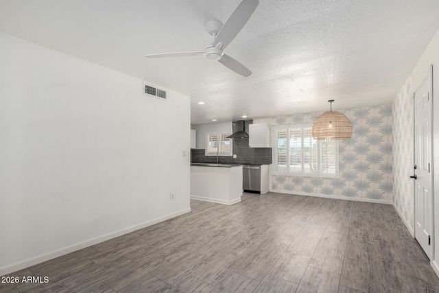 5807 S PALM Drive, Tempe, AZ 85283