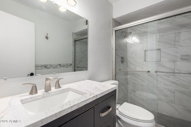 5807 S PALM Drive, Tempe, AZ 85283