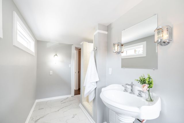 311 Walnut St, Springfield, TN 37172