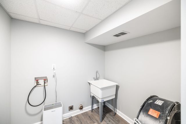 311 Walnut St, Springfield, TN 37172