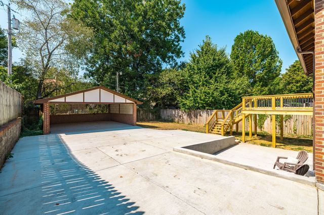 311 Walnut St, Springfield, TN 37172