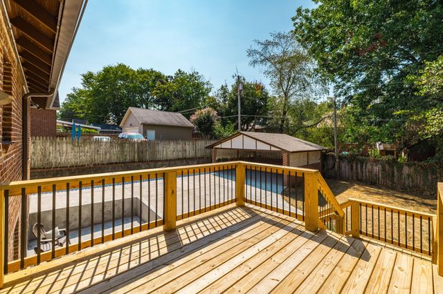 311 Walnut St, Springfield, TN 37172