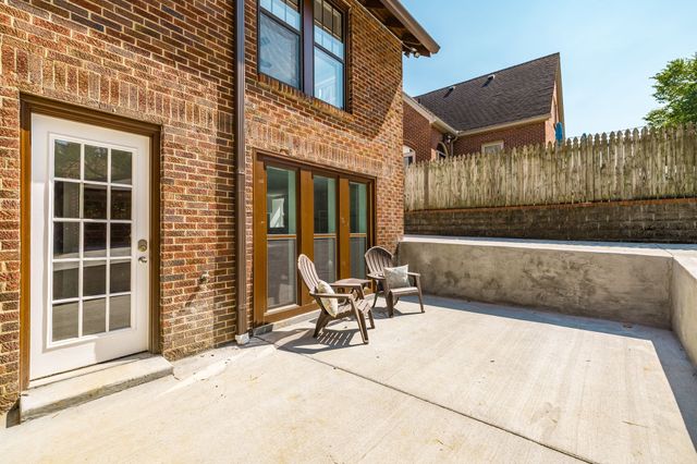 311 Walnut St, Springfield, TN 37172