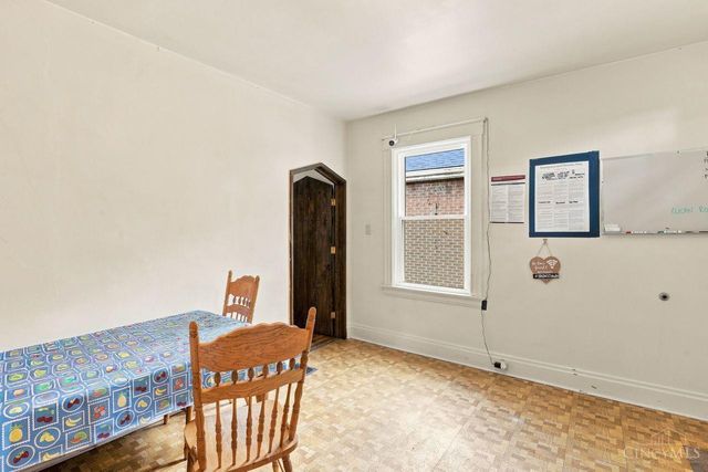 663 Elliott Avenue, Arlington Heights, OH 45215